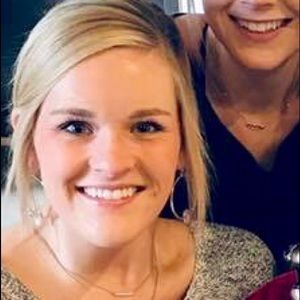 Meet your Posher, Bailey